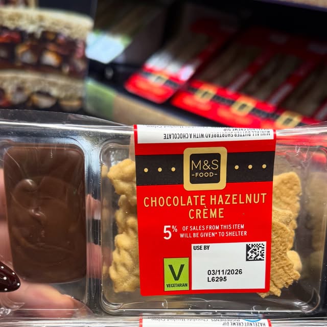 Source preview for: M&S launches Chocolate Hazelnut Creme Shortbread Dip Pot